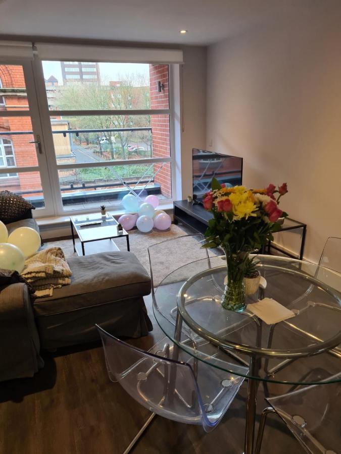 Rent Luxuri - Luxury 2 Bed Apartment Leicester Exterior foto